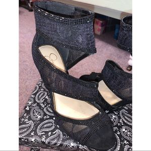 Jessica Simpson black open-toe heels